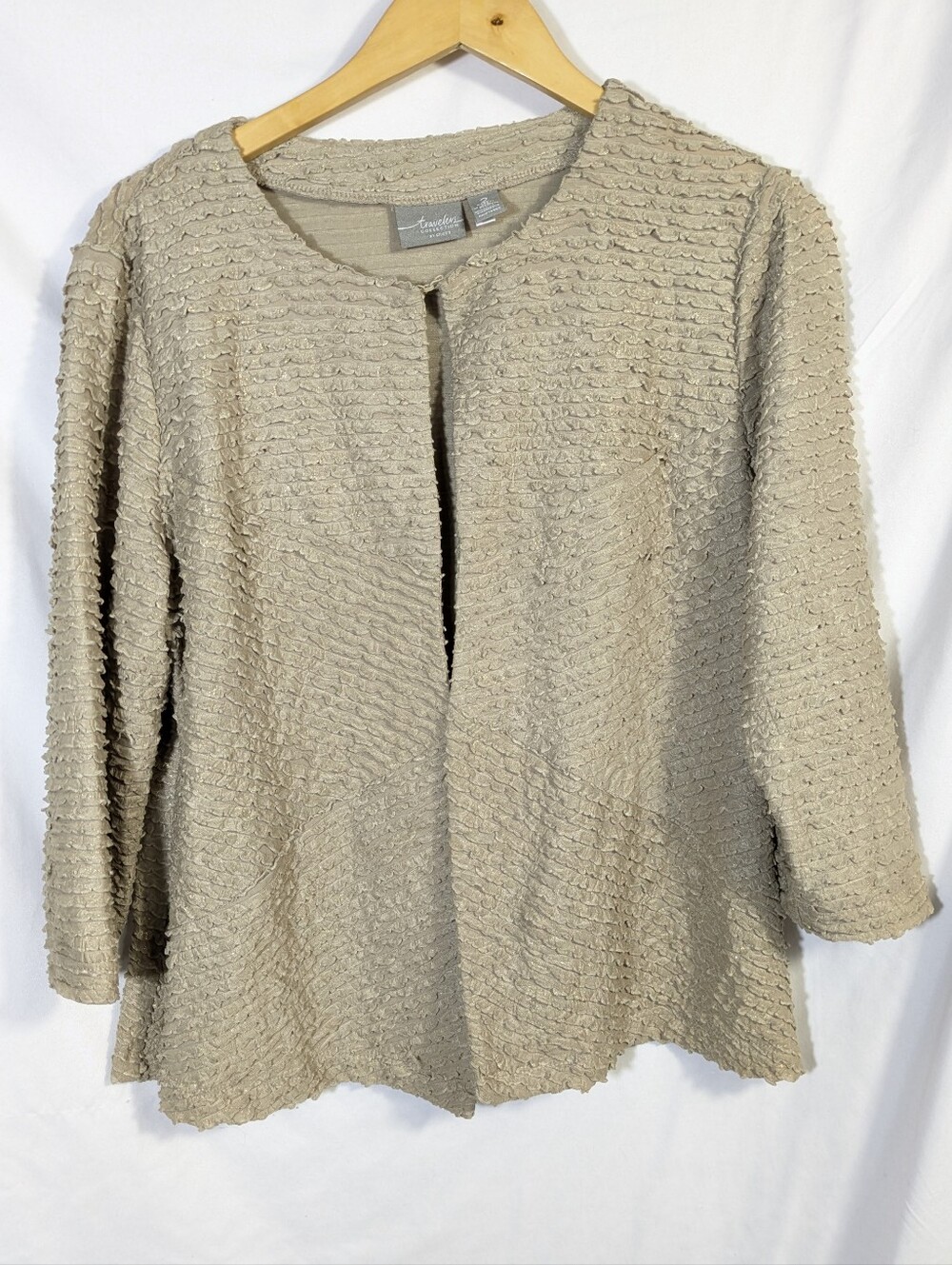 Chicos Travelers Jacket Cardigan Ruffled Pattern Tan Gold Thread Coastal Elegant